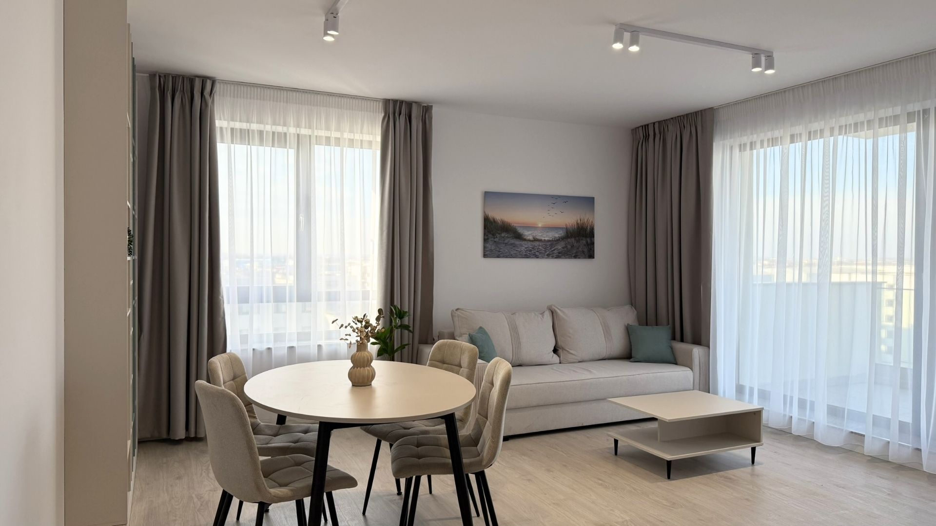 2 Camere Tip 4