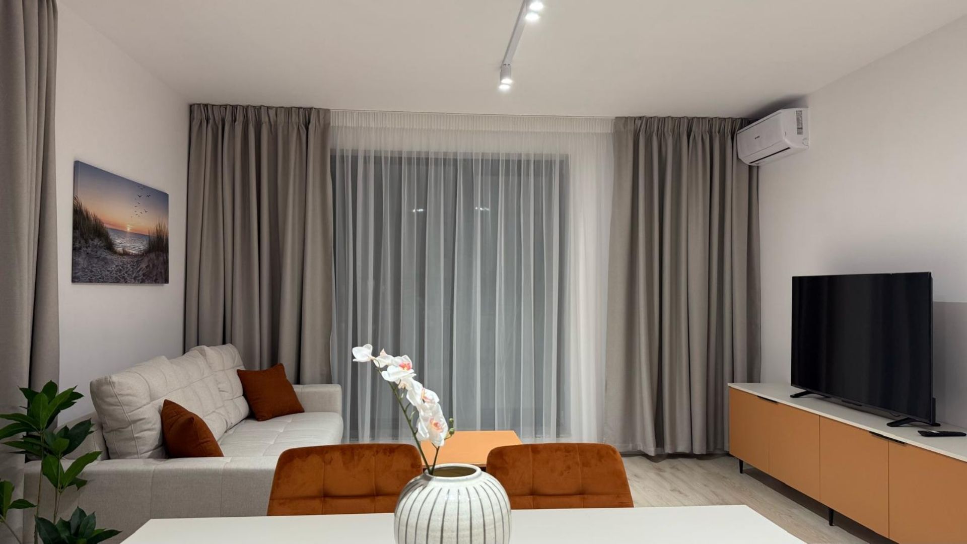 2 Camere Tip 3