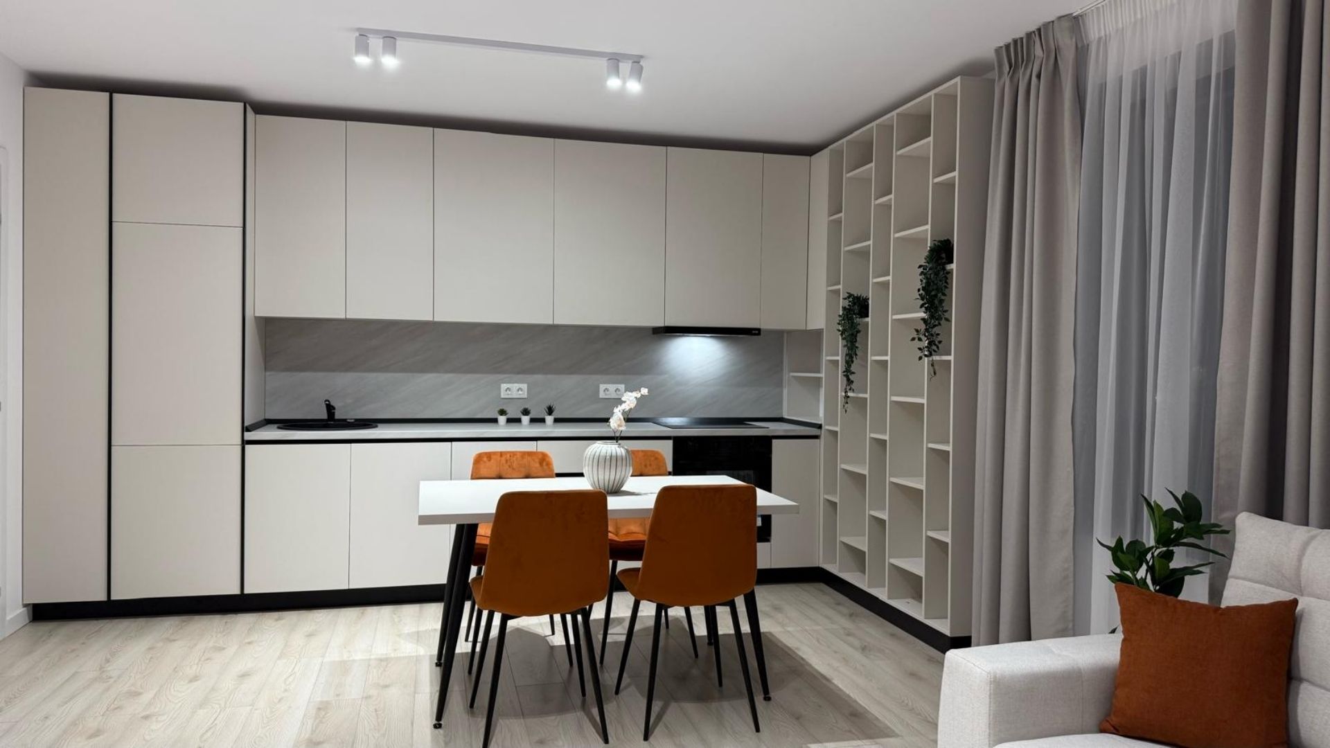 2 Camere Tip 3