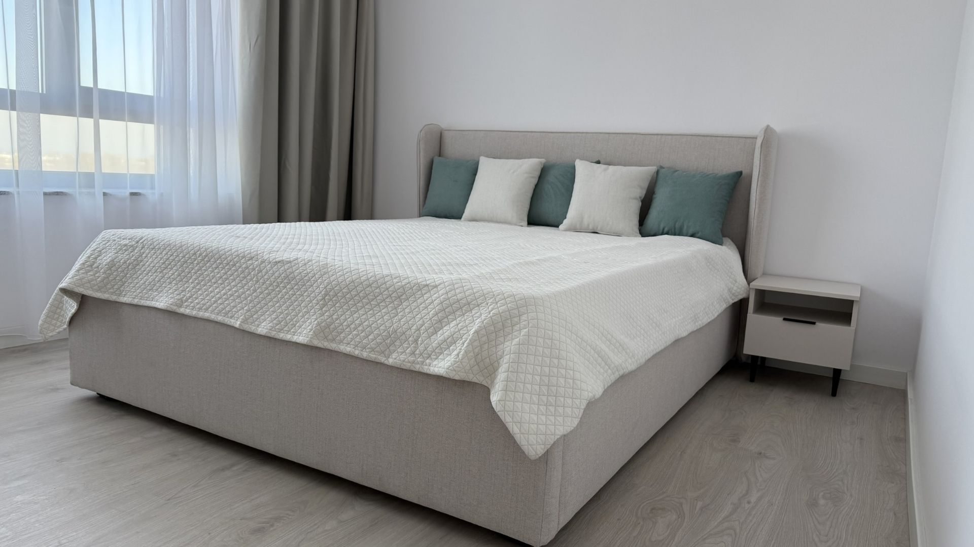 2 Camere Tip 4